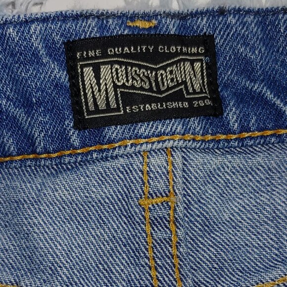 Revolve Moussy cut off shorts super fray size 2 - Picture 3 of 4